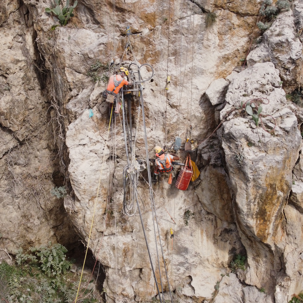 Στήριξη βράχου